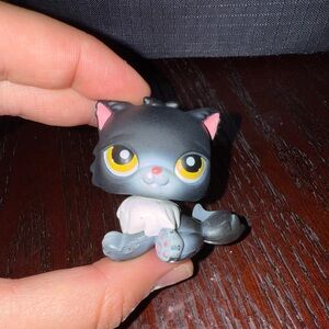 LPS #435 Persian Cat Yellow Eyes